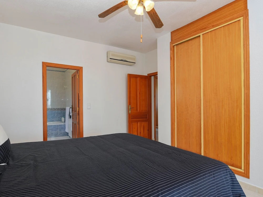Beautiful Detached Villa10 People Private Swimming Pool and 180 Degrees sea View