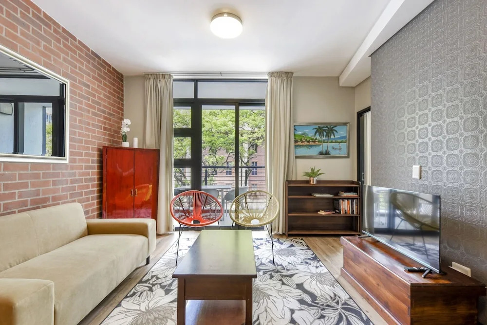 The Vantage Serviced Apartment Collection