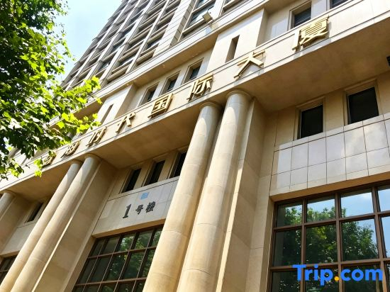 Zizaiju Serviced Apartment