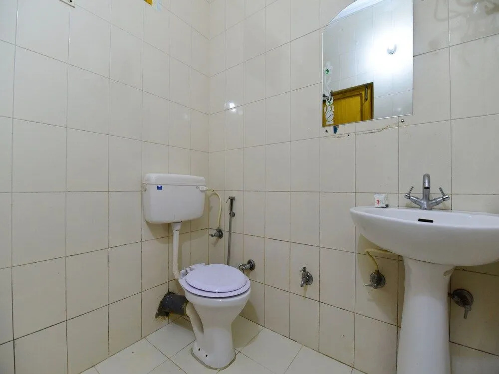 OYO 13186 Hotel Royal View
