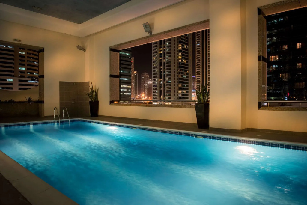 Oaks Liwa Heights Hotel Suites