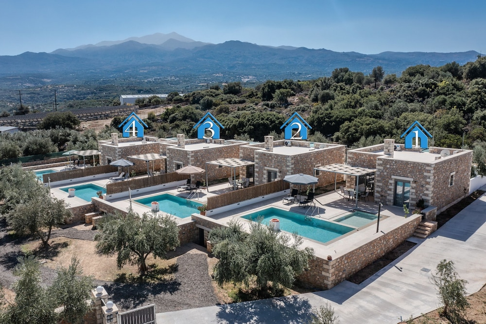 Melidoni Villas