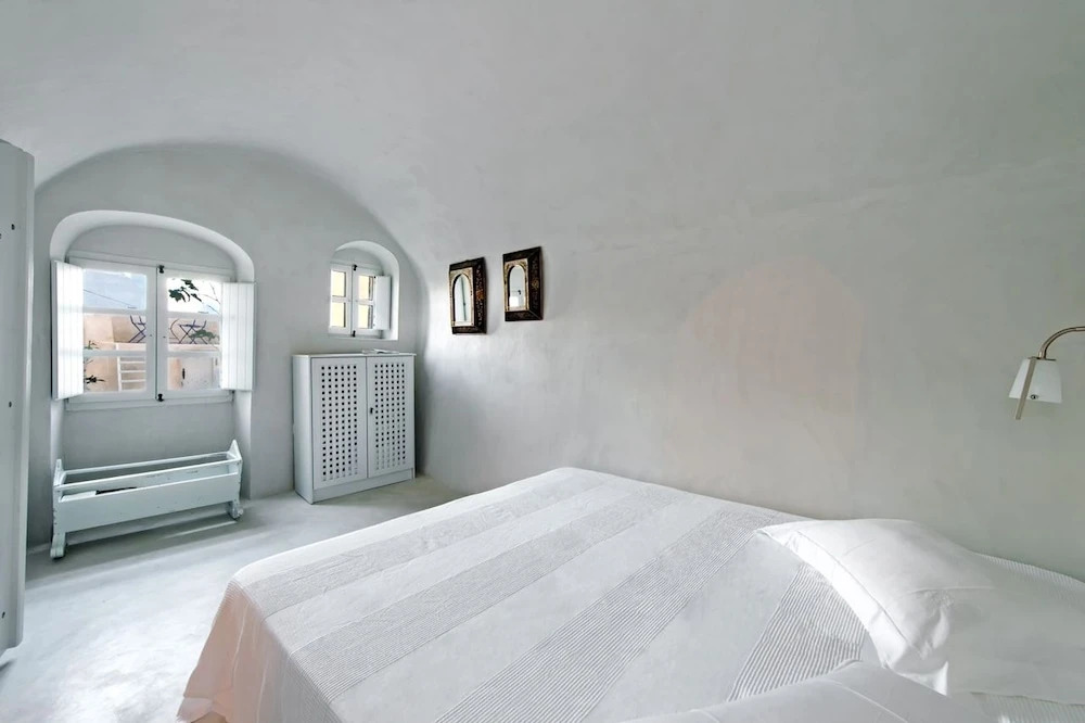 Pyrgos Old winery villa