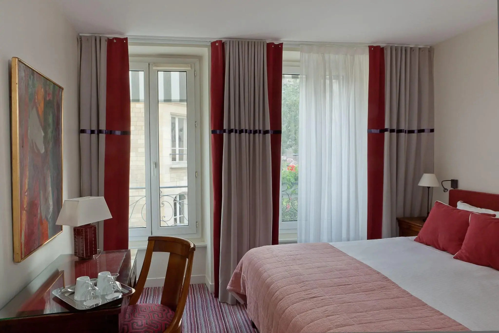 Hôtel Parc Saint-Séverin - Esprit de France