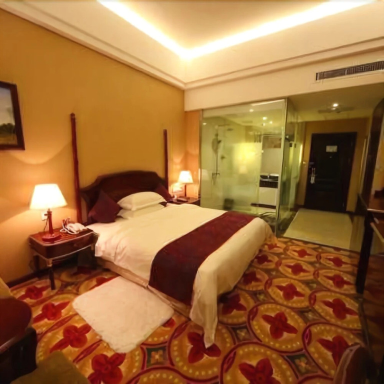 Longde International Hotel