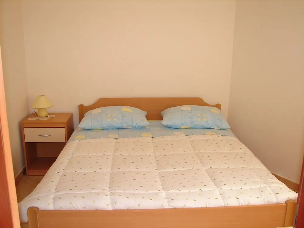 Brane - Economy Apartments - A2
