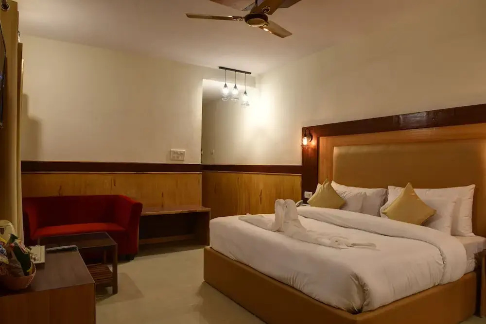 Hilltone Resorts & Spa