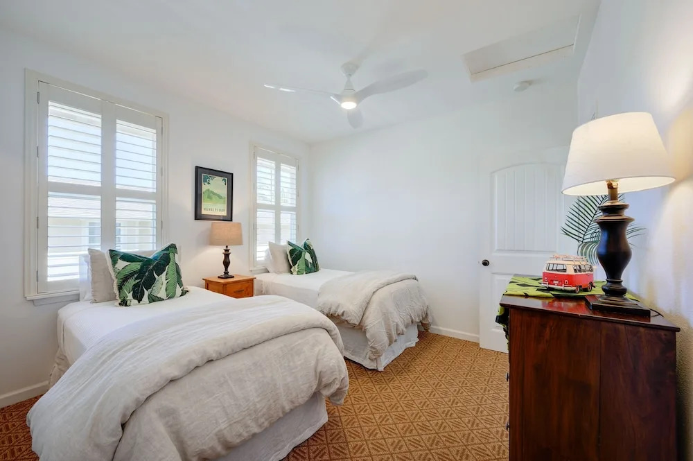 Hale Terra-a Modern Surf Shack 3 Bedroom Condo
