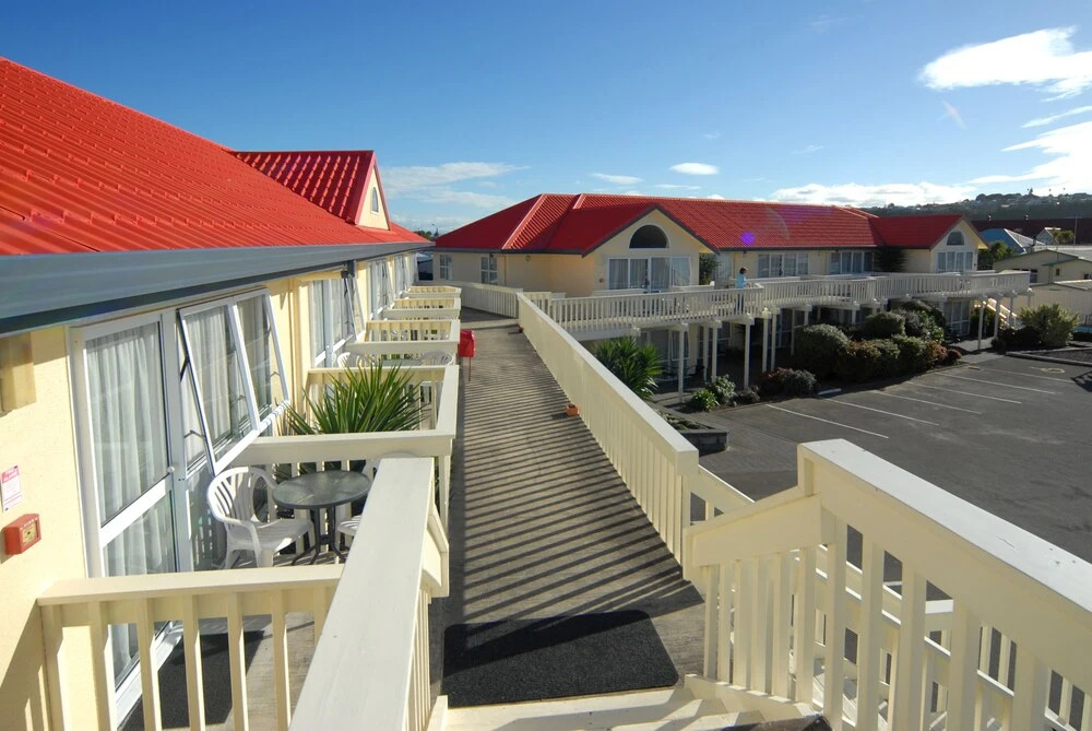 BKs Fountain Court Motel