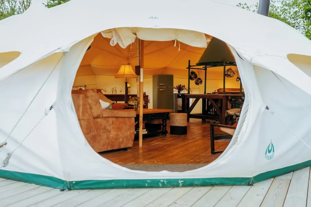 Luxury Glamping Retreat in Battle