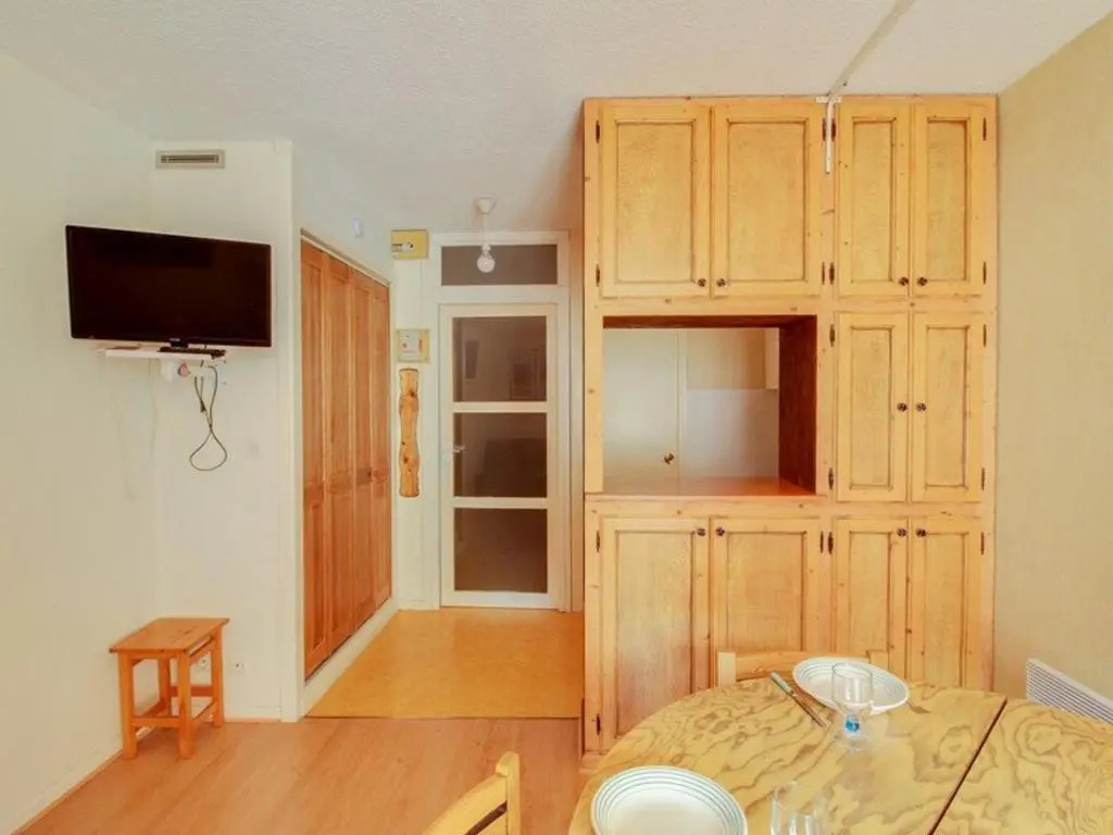 Appartement Cauterets, 1 pièce, 3 personnes - FR-1-401-53