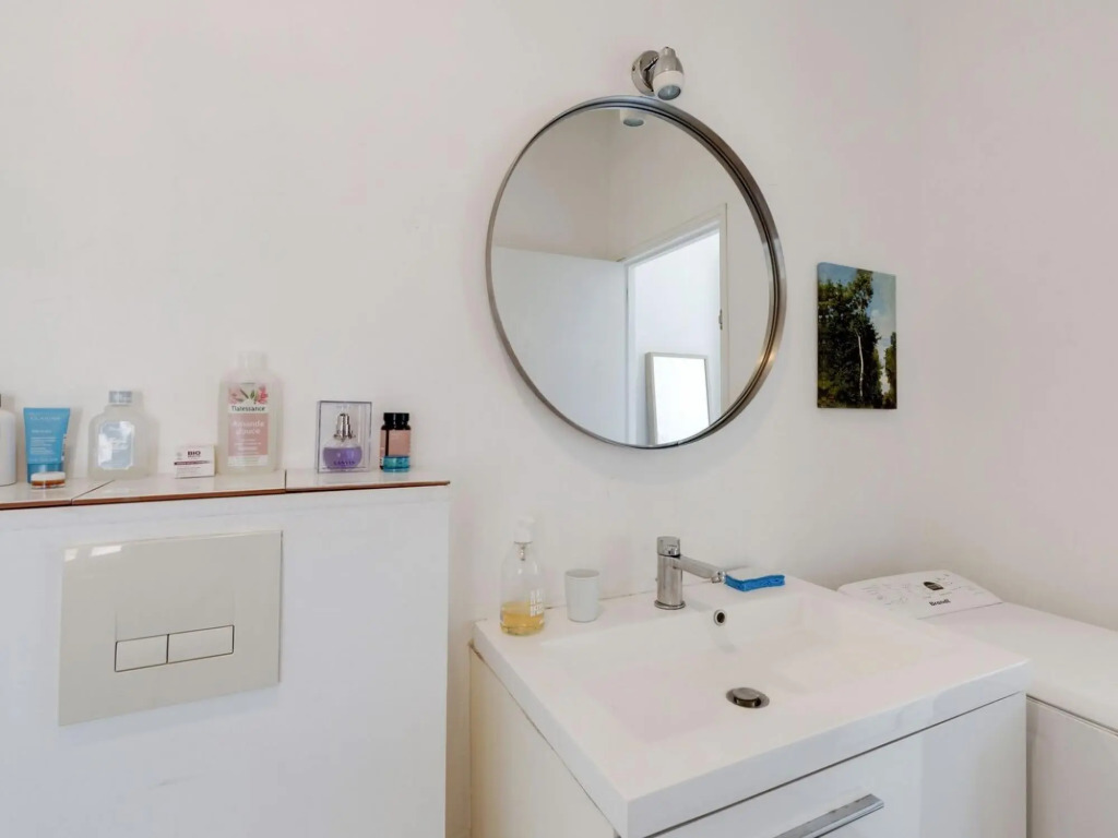 Modest Holiday Home in Avignon next to the City Centre