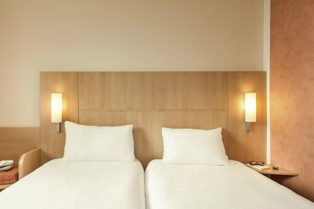 ibis Loriol Le Pouzin