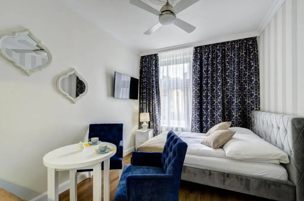 3 City Apartments - Solaro