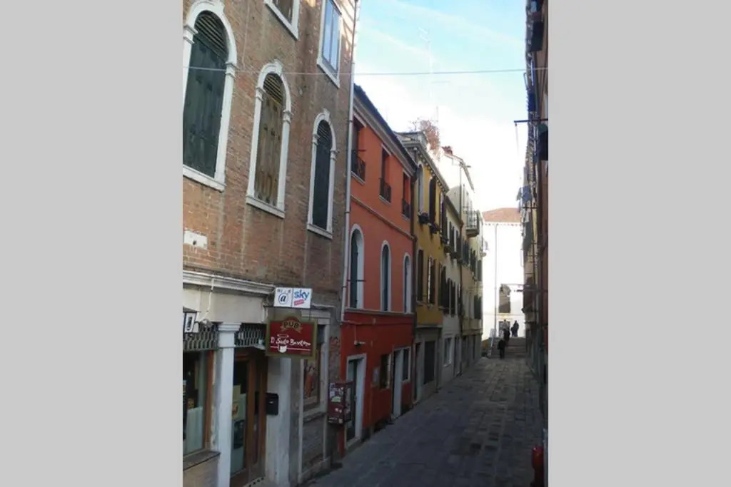 beautiful house in Venice
