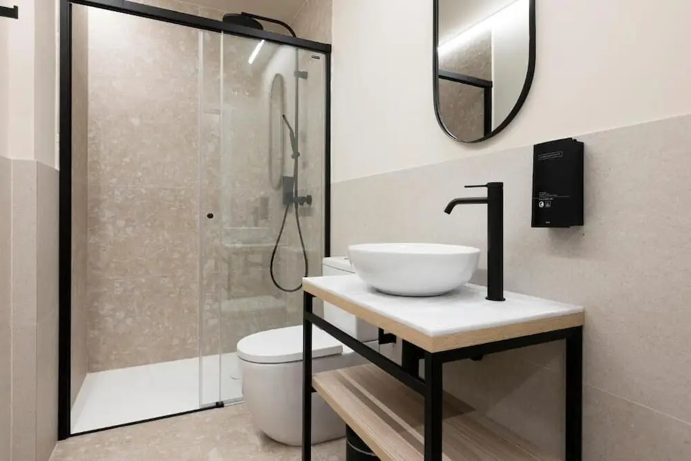 URBAIA ROOMS
