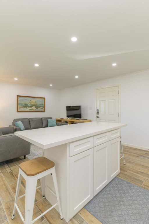 Tiki 136 - Spacious 1br Condo Sleeps 6 Near Beach 1 Bedroom Condo