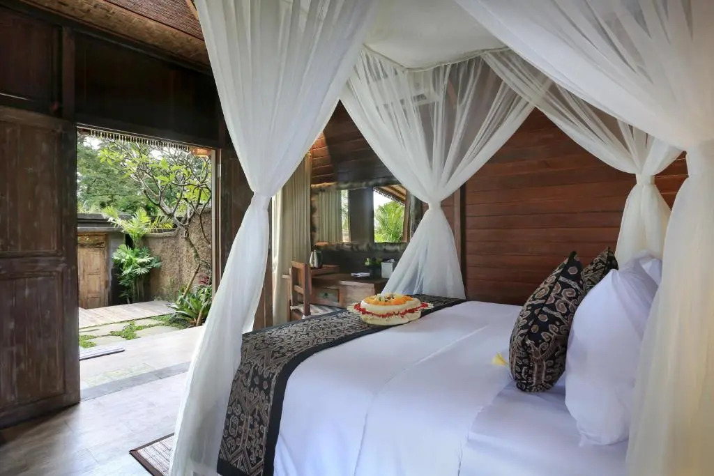 PAWANA VILLAS