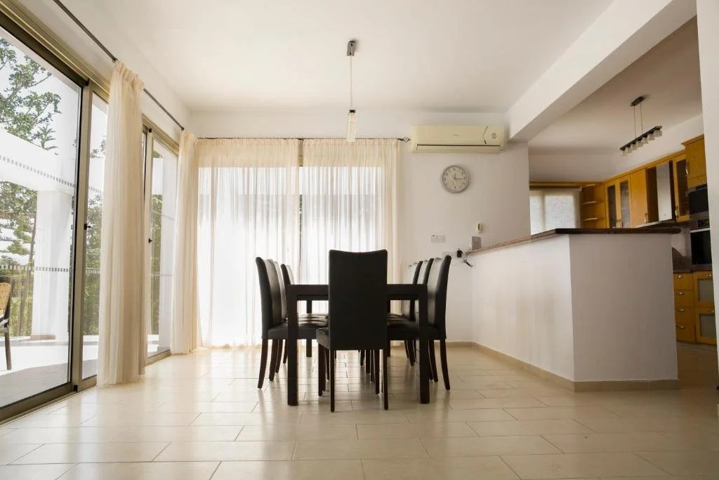 Eliofos Luxury Villa