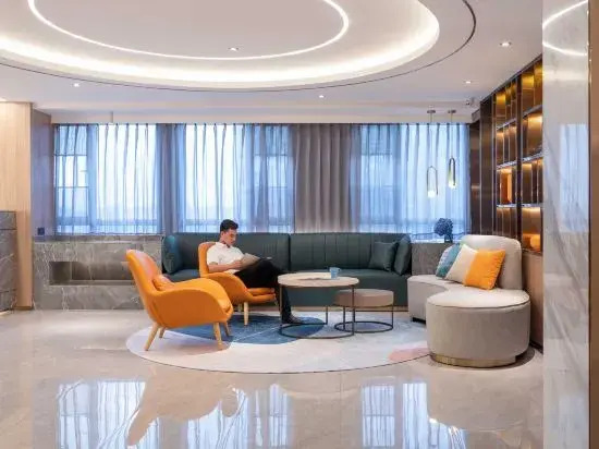 Orange Hotel (Changsha Wanjiali International Mall Huoju Village Subway Station Branch)