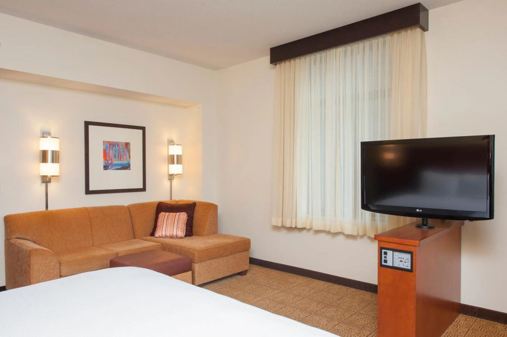 Hyatt Place Des Moines Downtown