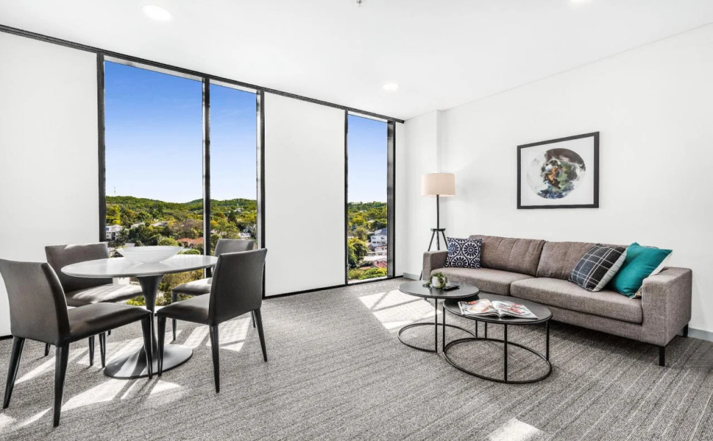 Essence Suites Taringa