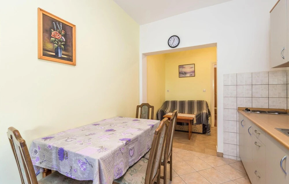 Beautiful Home in Kampor With Wifi and 2 Bedrooms