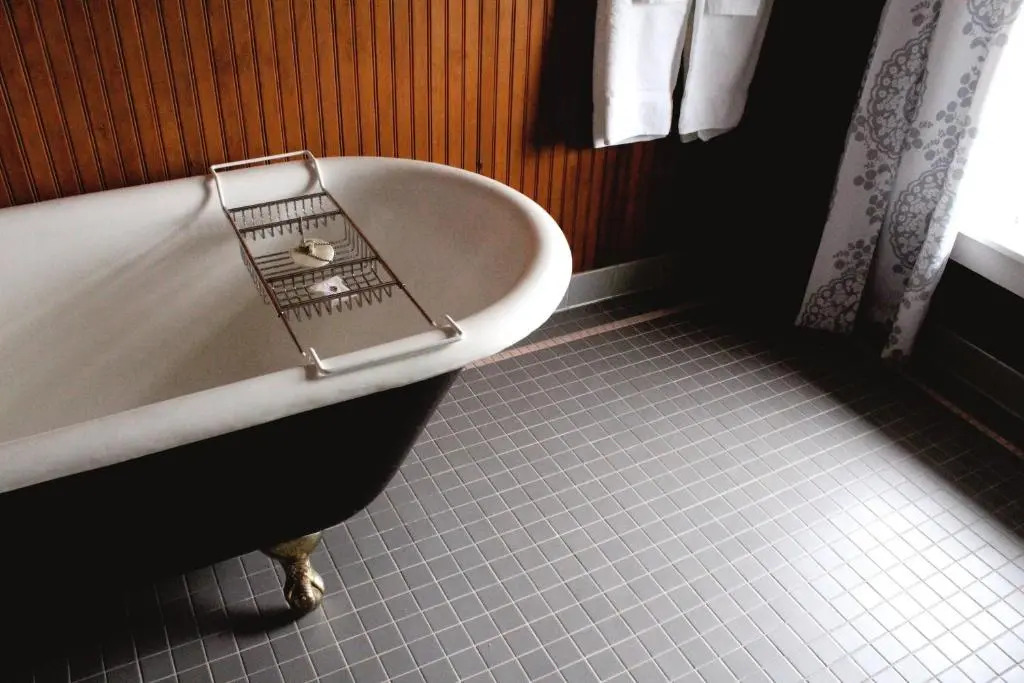 Shelburne Hotel