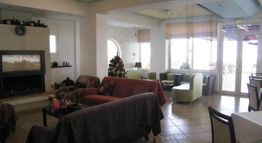 Alma Hotel