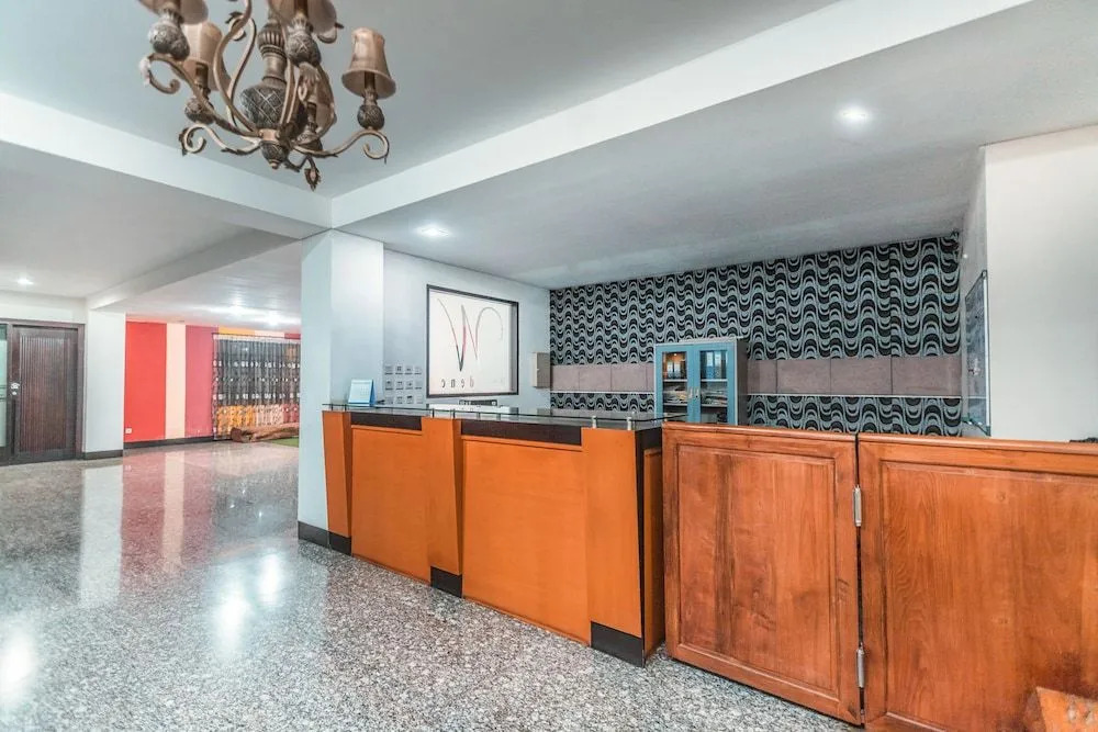 OYO Life 1437 W Residence