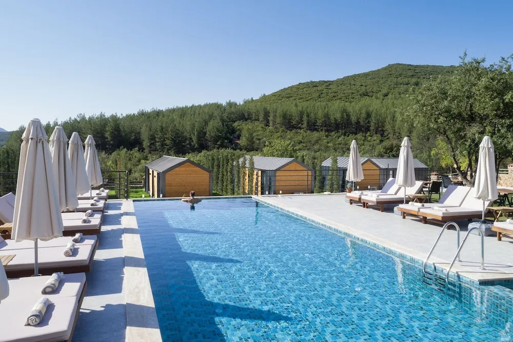 Kairos Hotel