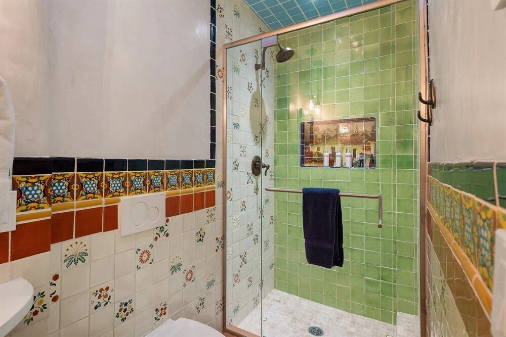 Laughing Llama - Luxury Home Two Blocks From The Plaza