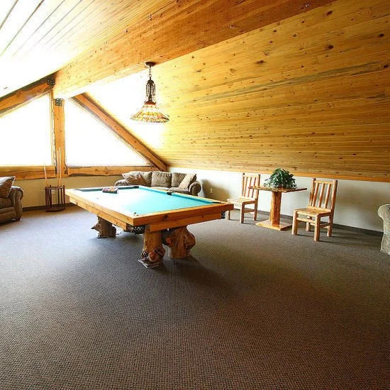 The Red Moose Lodge