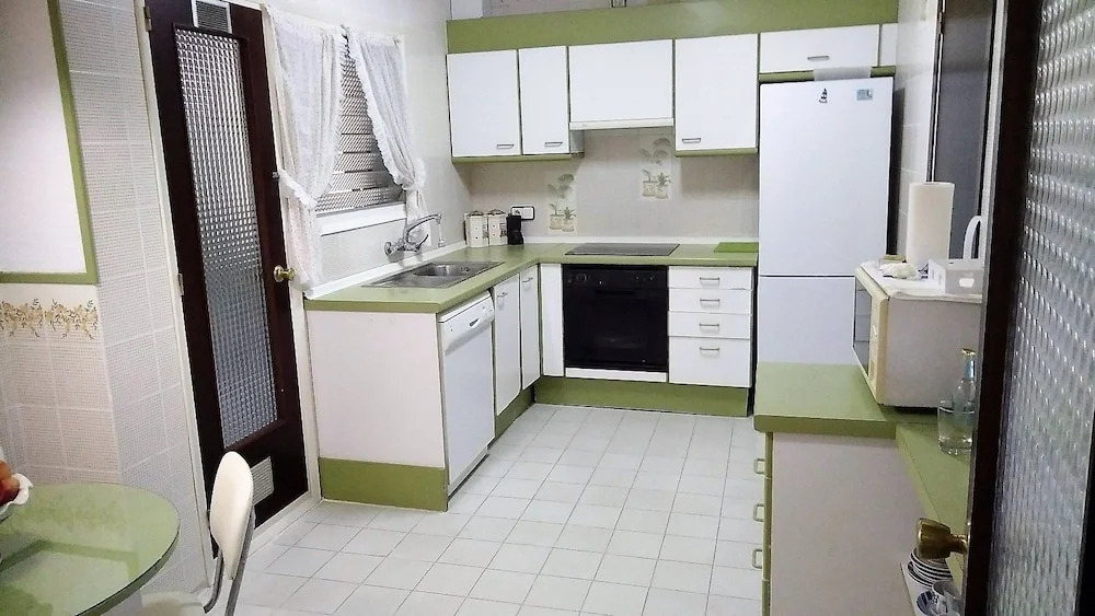 Suitur Apartment With Pool And Tennis Court