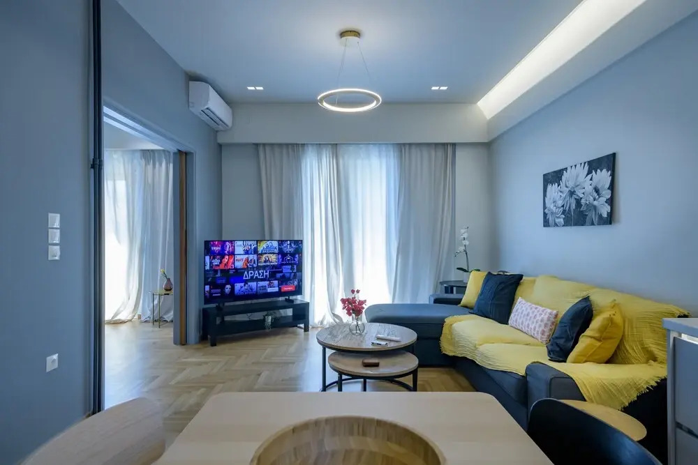 Lush 2bed apt. at the Acropolis