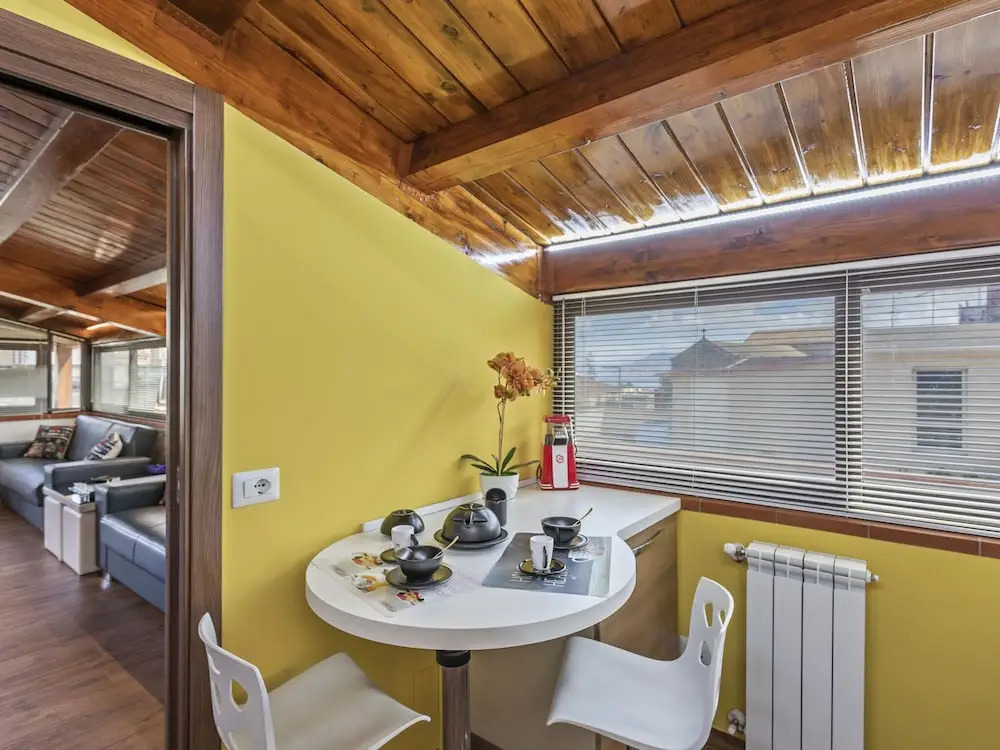 Engaging Apartment in Messina With Balcony