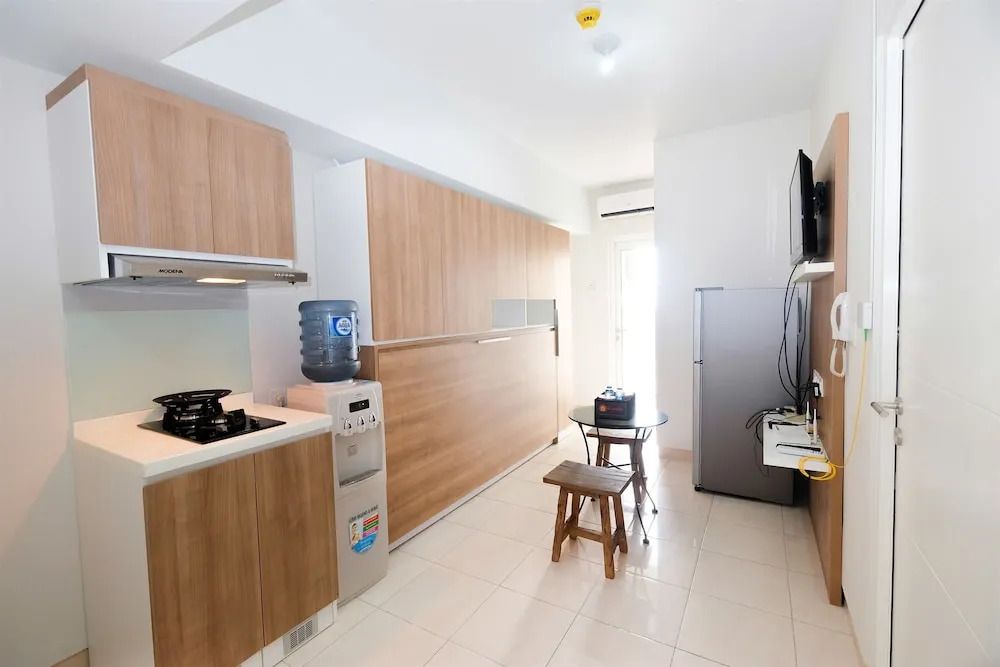 Modern and Cozy 2BR @Springlake Bekasi Apartment