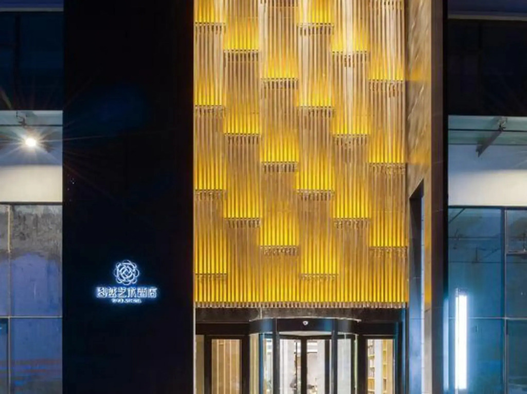 Tuyue Art Hotel（Sunshine 100 Wanda Plaza）