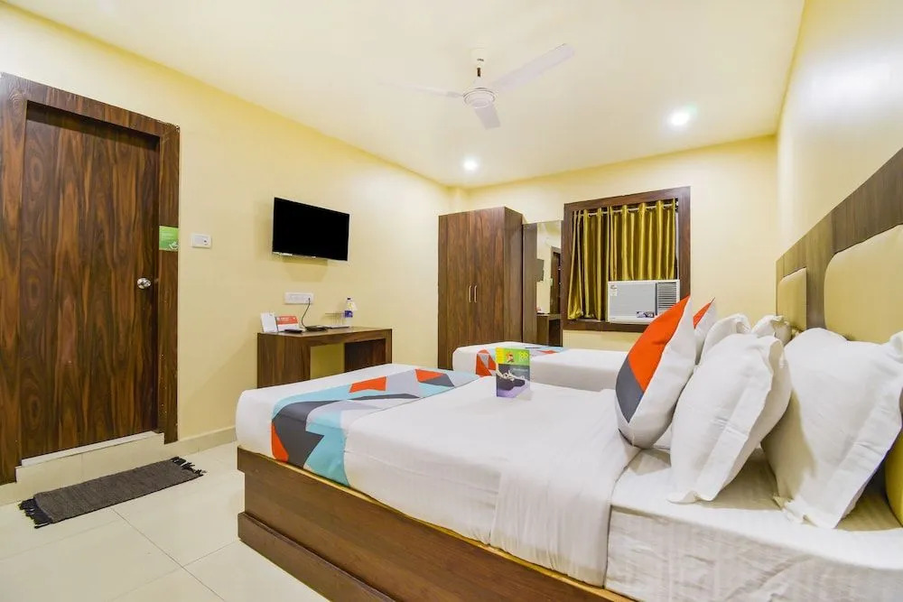 OYO 10153 Hotel Paradise Convention