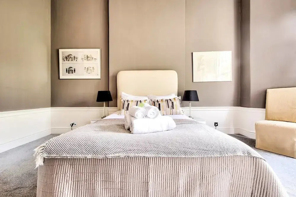 Heart of the New Town Luxury Apartment