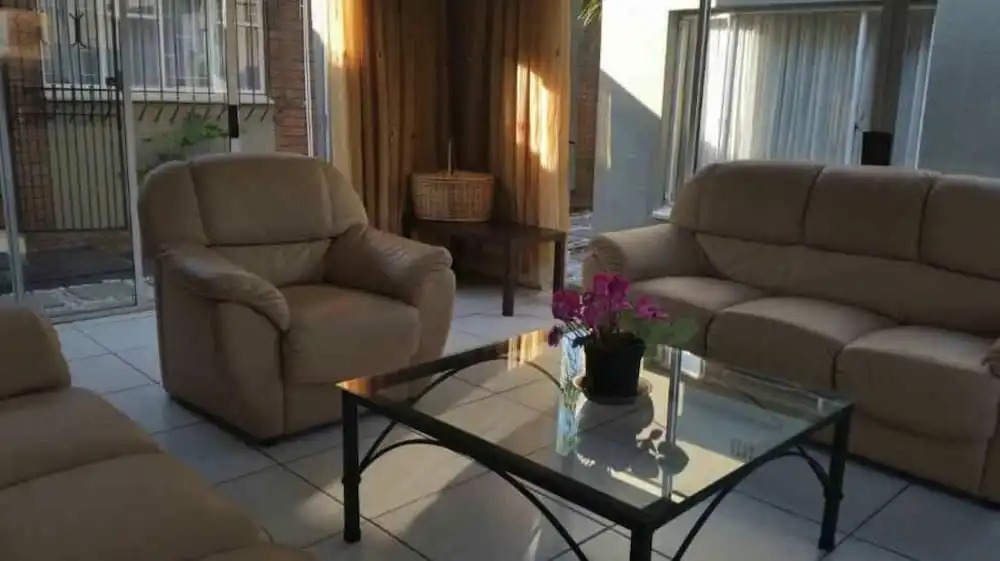 Rolls Royce Guest House