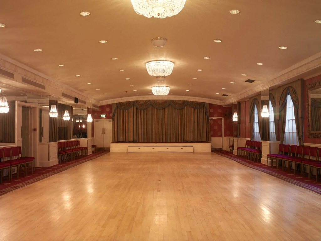 Royal Hotel