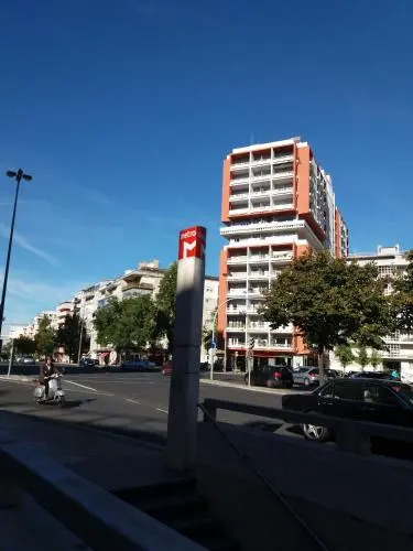 Quad Avenue