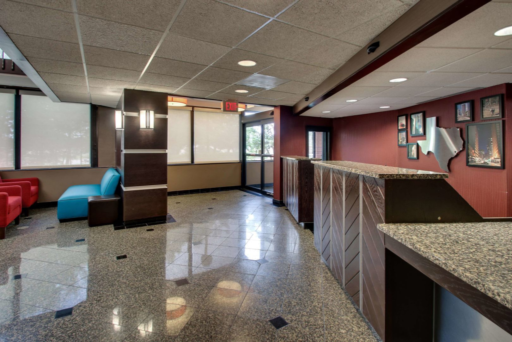 Heritage Inn & Suites The Woodlands, Trademark by Wyndham