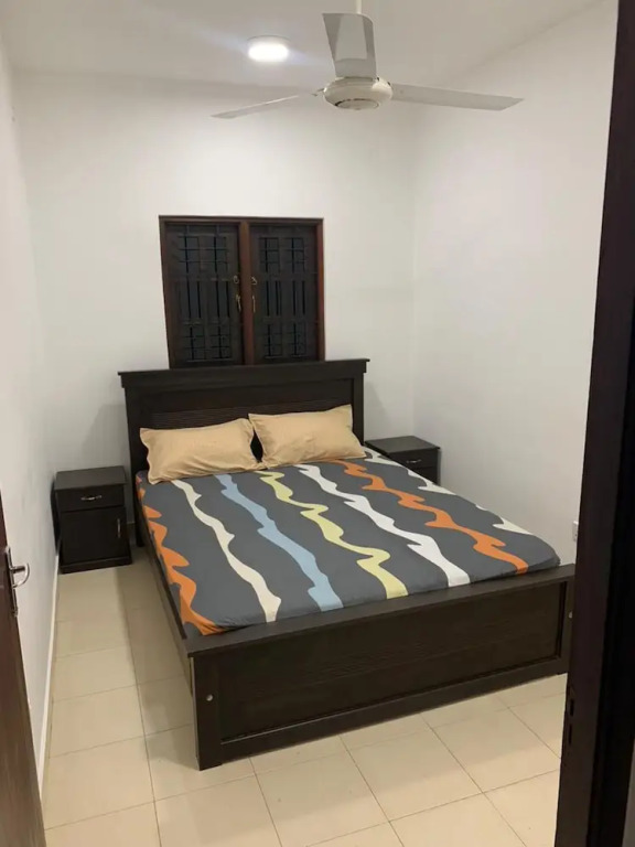 R4 Crescent Stay Colombo Apartment