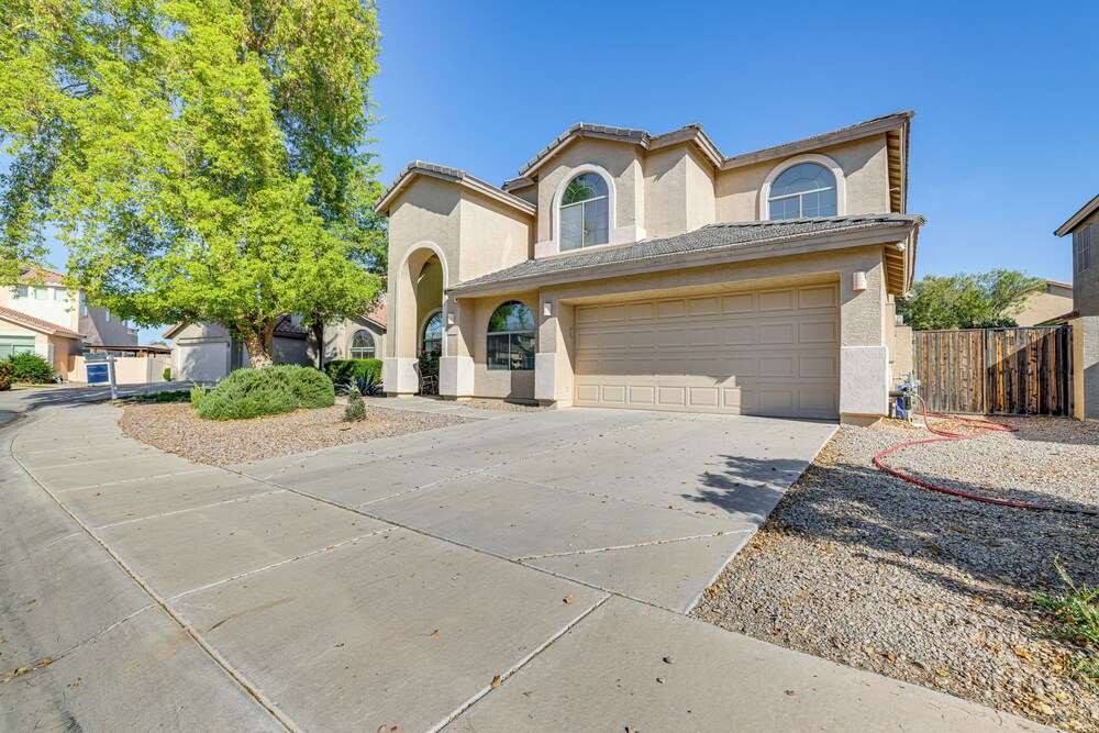 Near Golf Courses & Casinos: Maricopa Home w/ Yard