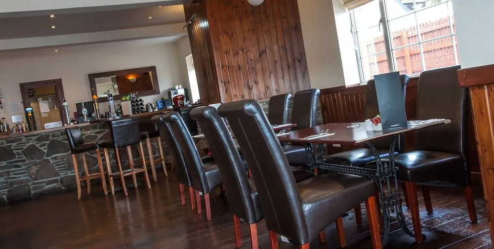 Tuckers Inn