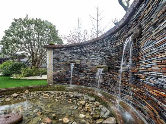 Mogan Mountain · Suzhou Style Garden Hostel