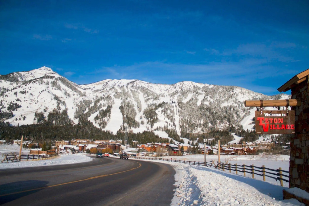 Wind River Teton Village by JHRL
