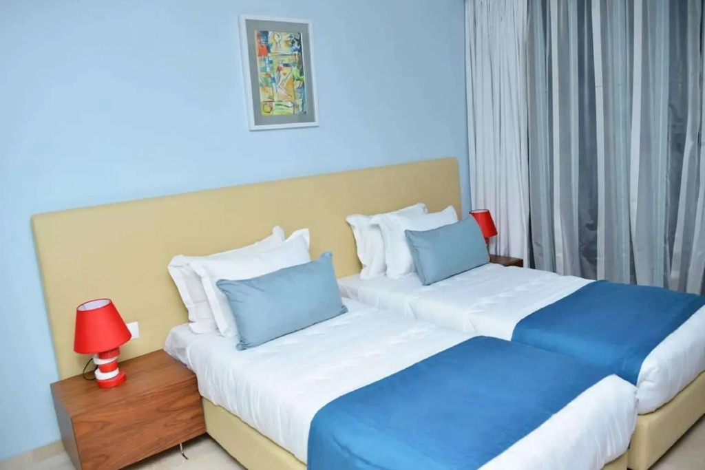 Hotel Adef